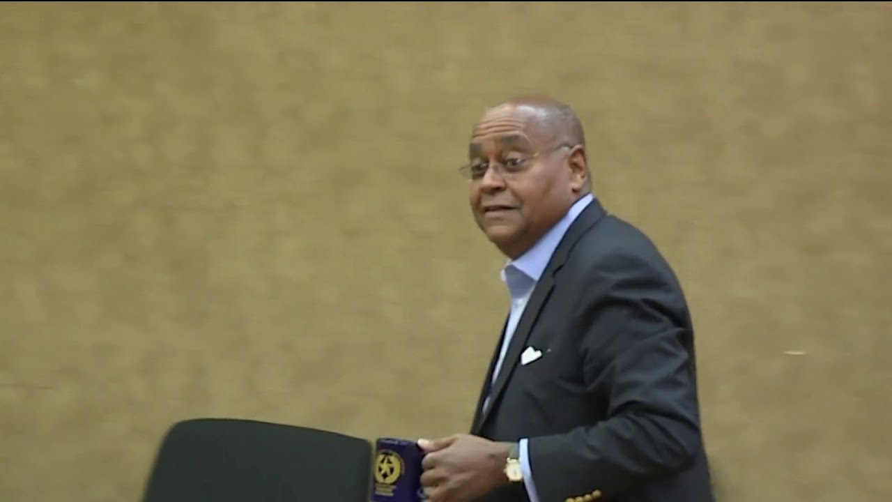 Grand jury declines to indict commissioner Rodney Elis