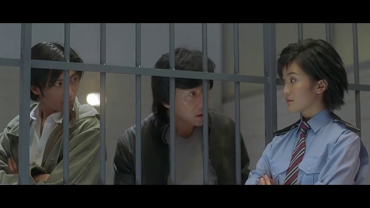 New Police Story 2004 - Jackie Chan escape from jail (subtitled)