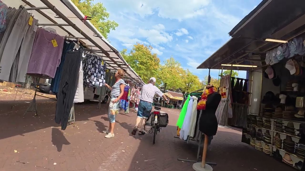 Deurne NL op een zomerse vrijdag...
