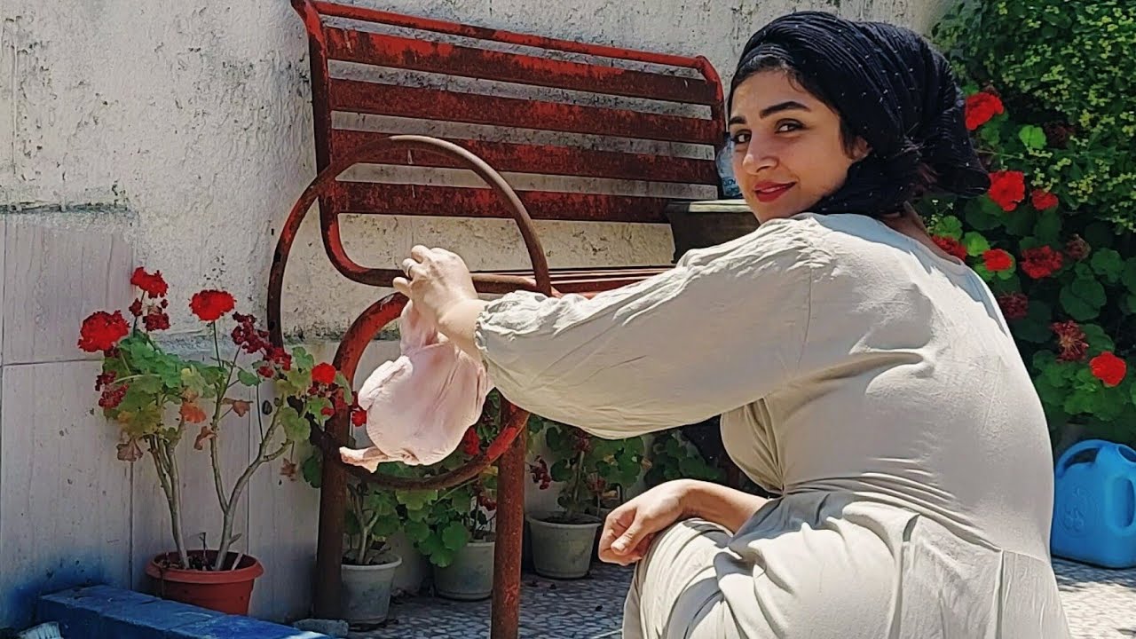 Village Life in Summer | Cooking Chicken Tahchin in the Countryside (Persian Rice Cake Recipe)