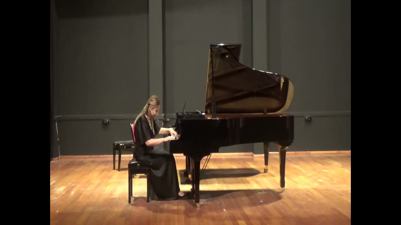 Schumann Abegg Variations Op.1   \\  F.Chopin Etüt Op.10 No.5