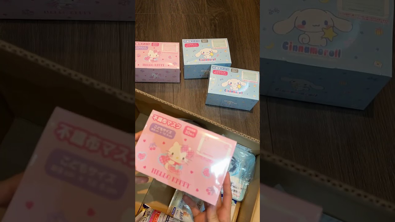 💕UNBOXING Sanrio CINNAMOROLL HELLO KITTY MASK FACE MASK ETC. 😘