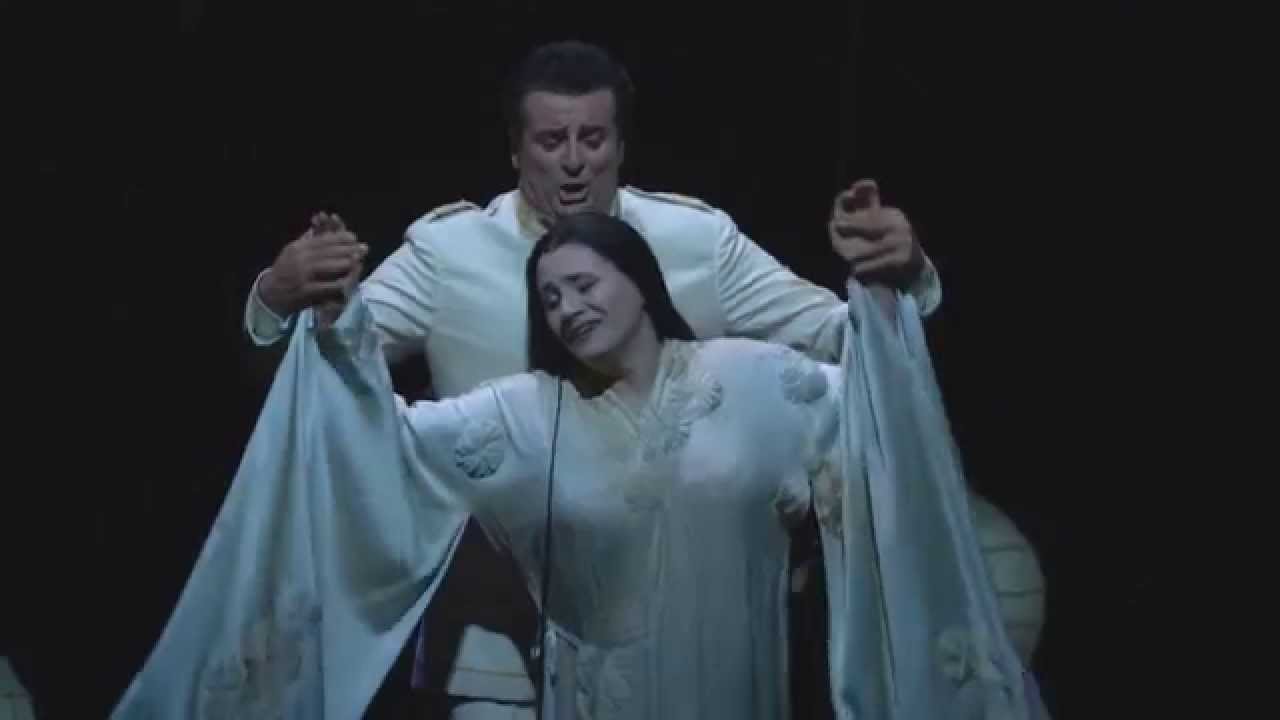 Madama Butterfly: 