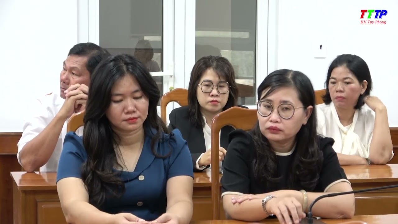 CÔNG BỐ THÀNH LẬP TRUNG TÂM DỊCH VỤ TỔNG HỢP XÃ LIÊN HƯƠNG