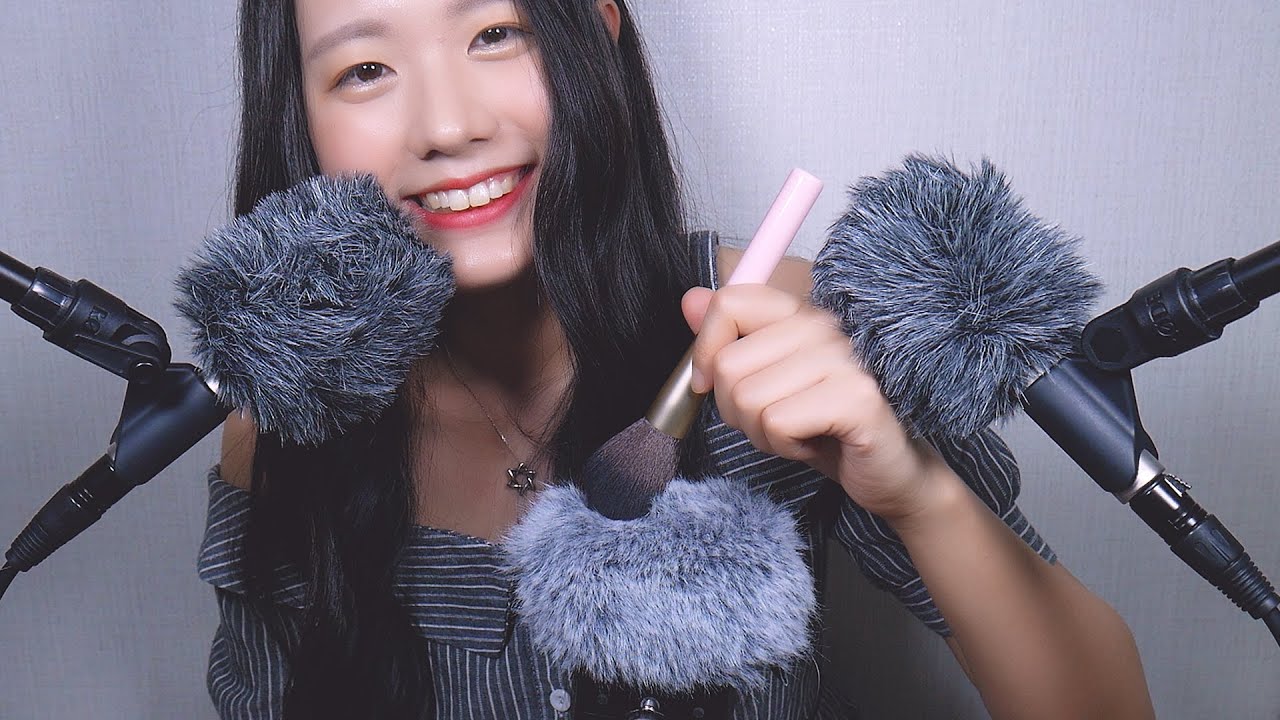 ASMR Whispering Japanese & Fluffy Mic Brushing with makeup brush | Ear Blowing (Eng sub)