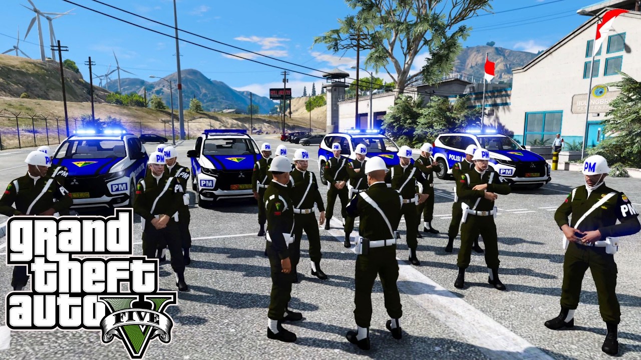 Mobil Patroli PM Dihadang Kelompok Geng Motor Bersenjata || GTA 5 Mod Polisi Indonesia