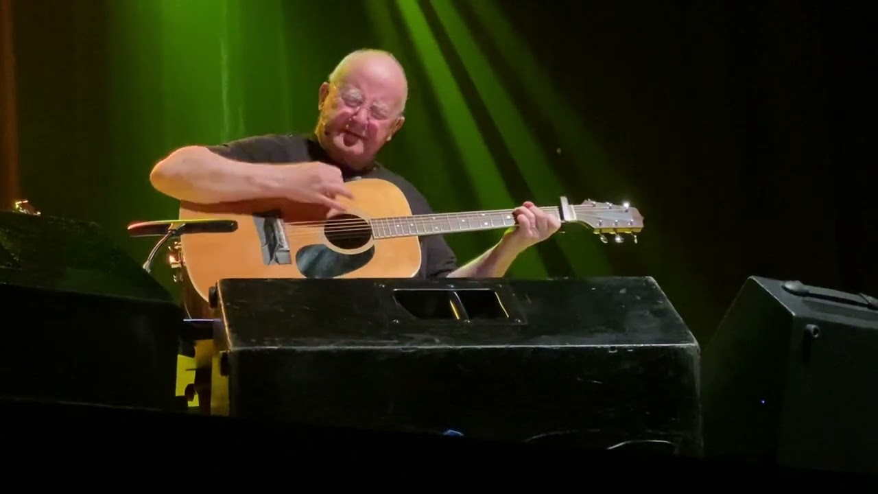Christy Moore McLhatton 2023