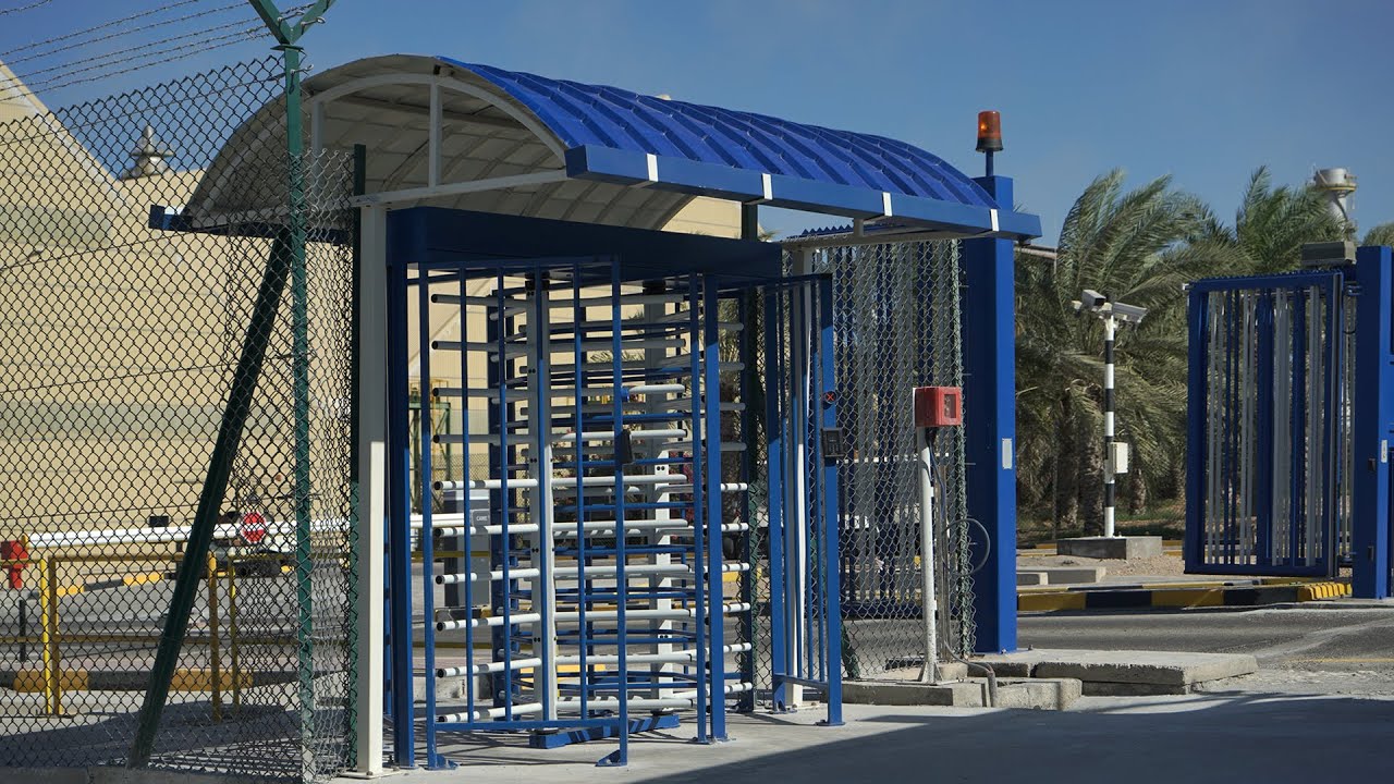Full height rotor turnstiles at the OMIFCO Fertiliser Manufacturing Plant in Oman