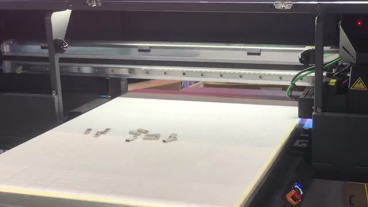 New product: K6090 Plus uv flatbed with visual system