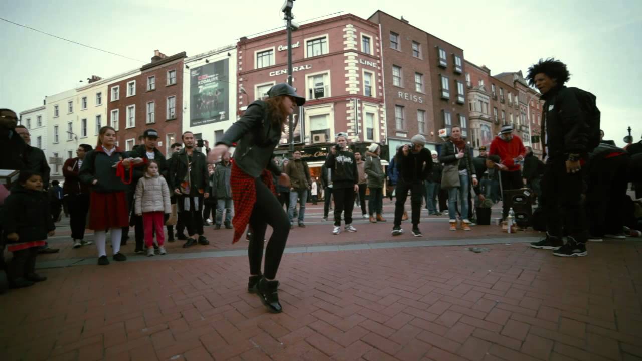 les Twins in Dublin ( Grafton Street)