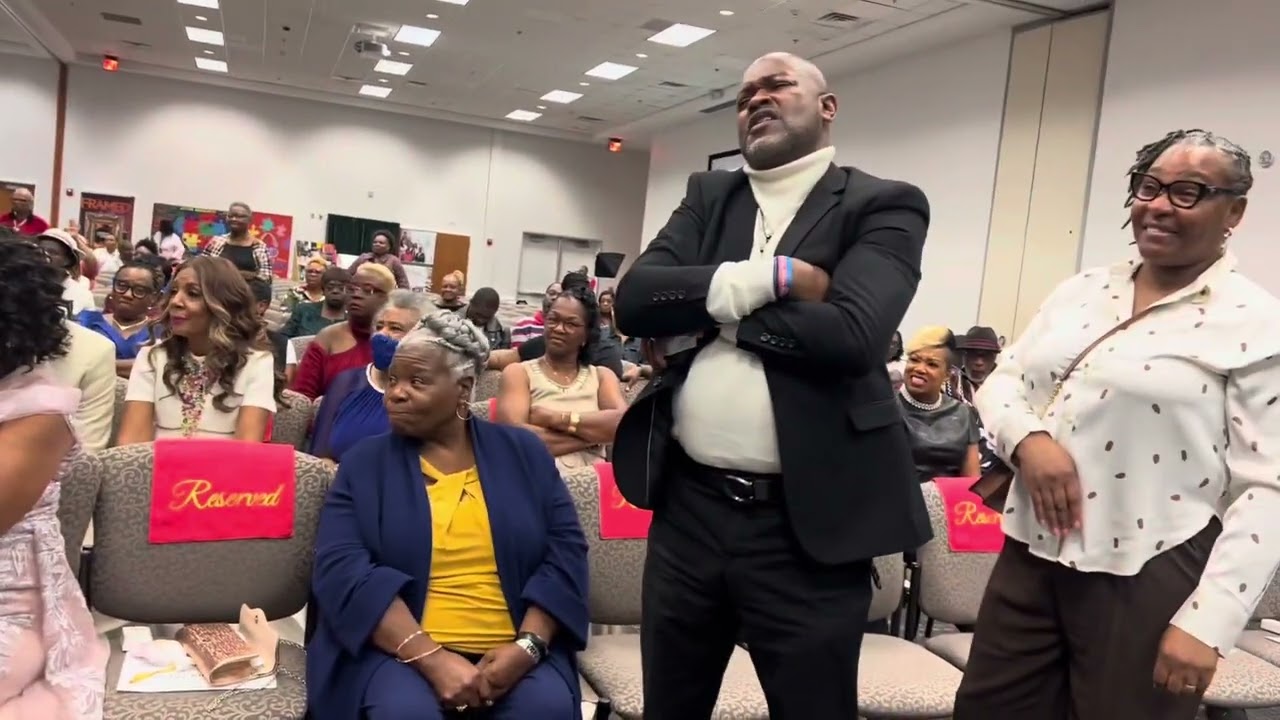 Jehovah Jireh - Jekayln Carr ( TJAM)