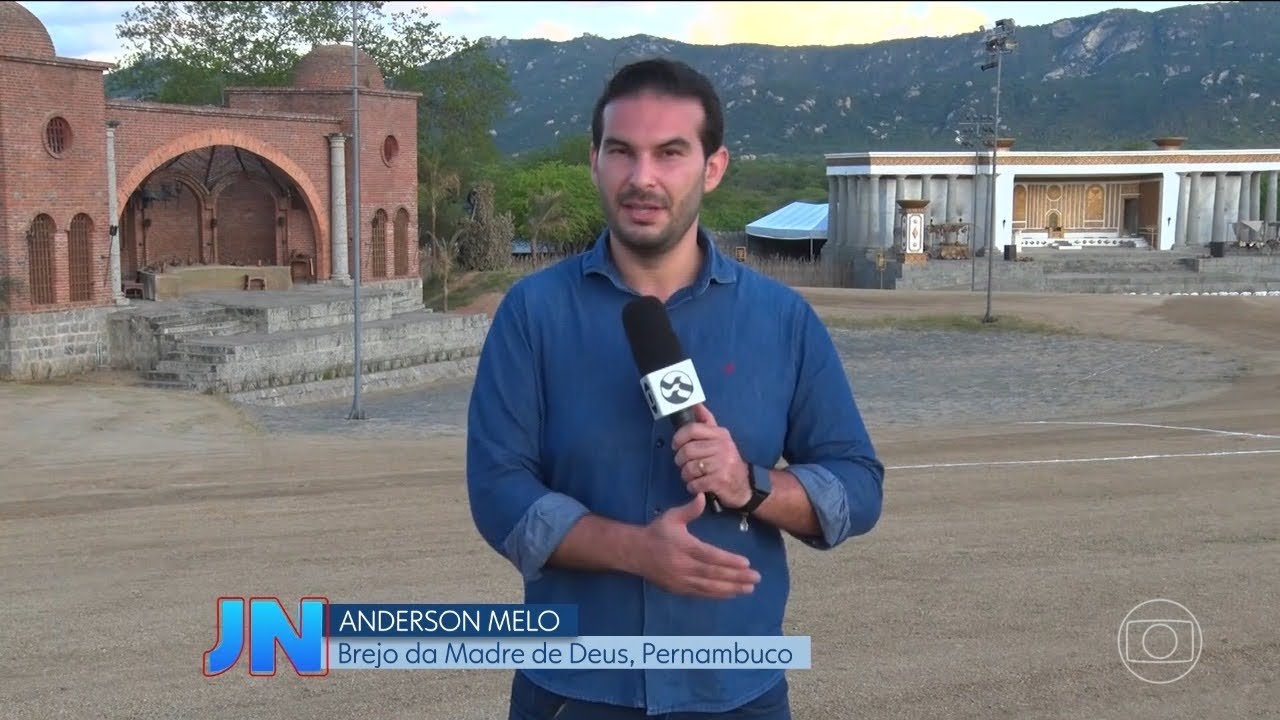 A volta da Paixão de Cristo de Nova Jerusalém