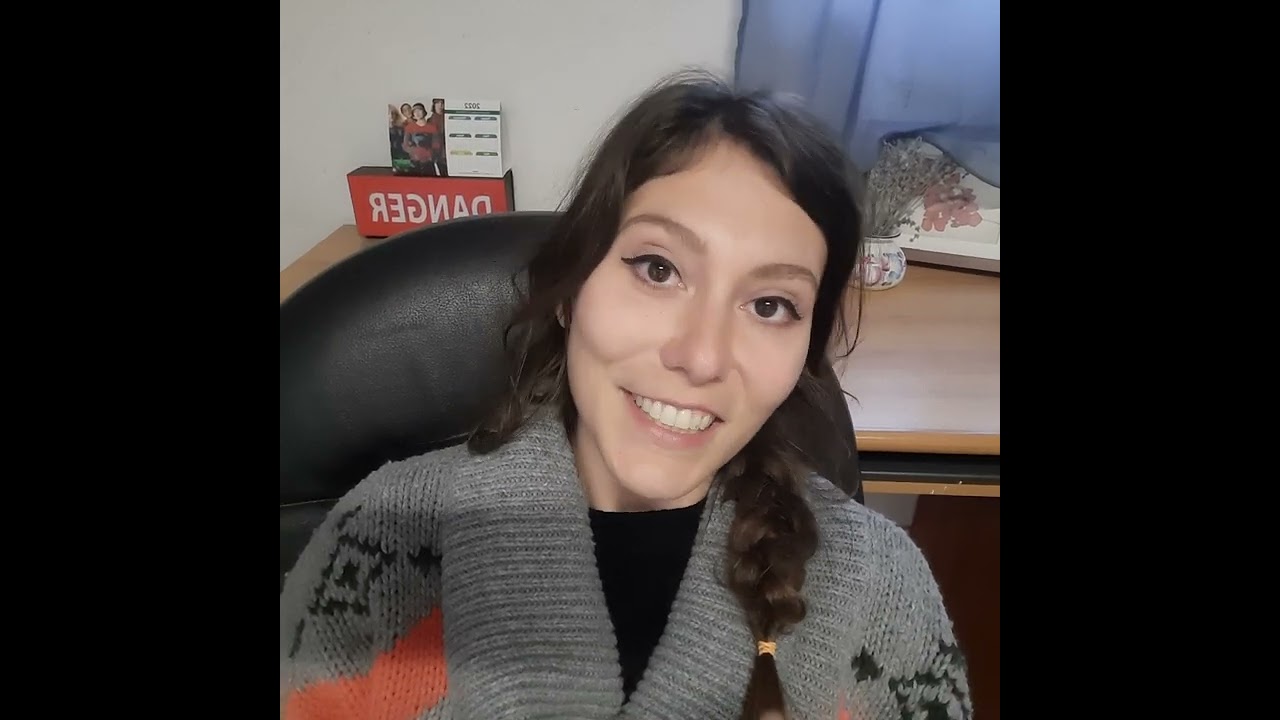 #&Theta;&epsilon;&alpha;&tau;&rho;ά&lambda;&epsilon;&omicron;&nu; TV eDition / Kristina Hristova, Writer, Director & Editor of the Revolt of the Suit
