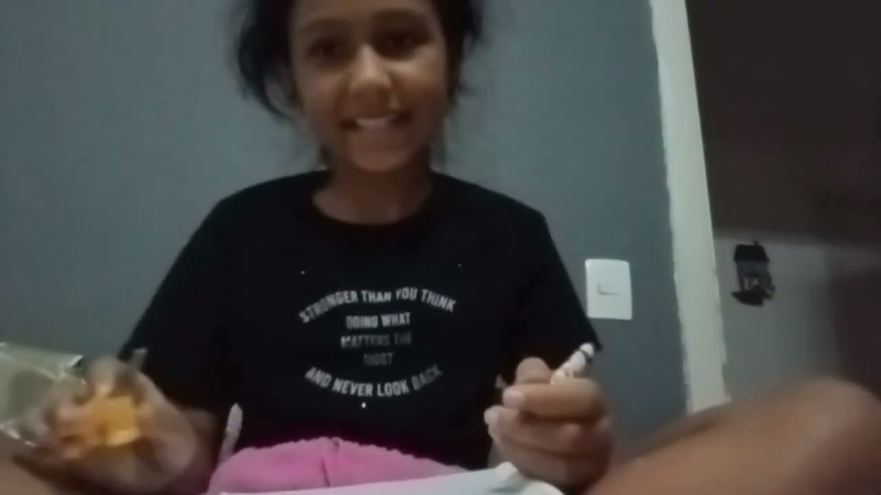 DESENHANDO | sophia macena