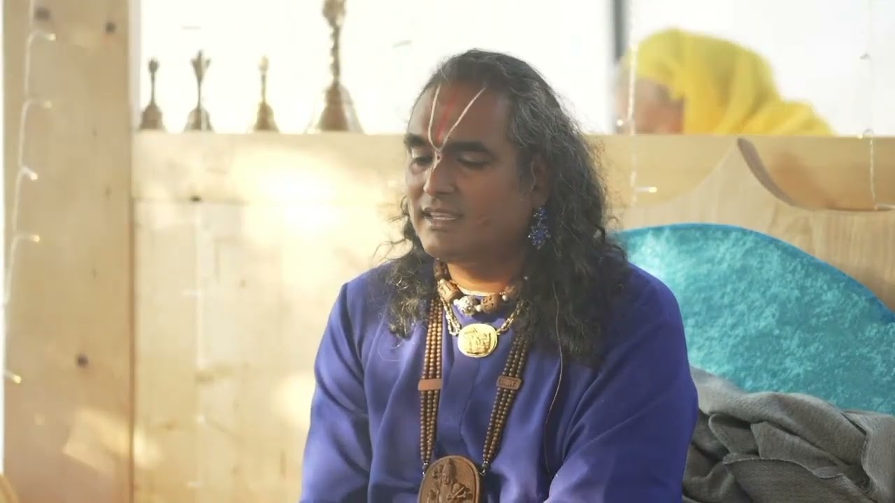🇬🇧 Explaining about Gayatri Mantra - Paramahamsa Sri Swami Vishwananda