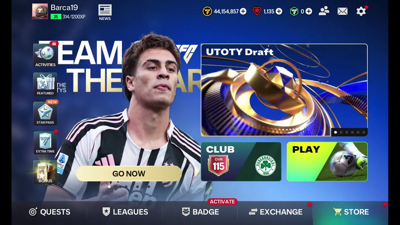 Playing Fc Mobile 