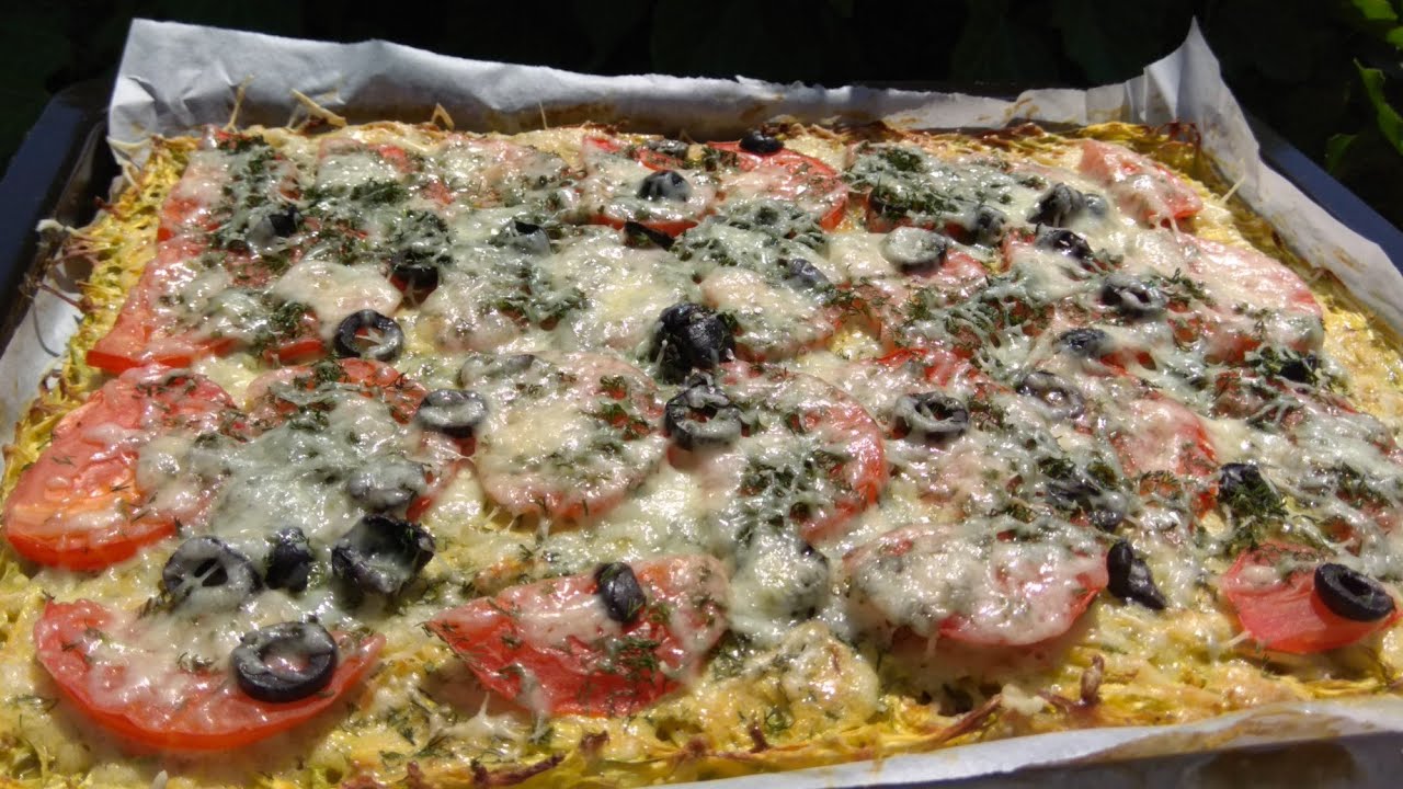 Пицца из кабачков.