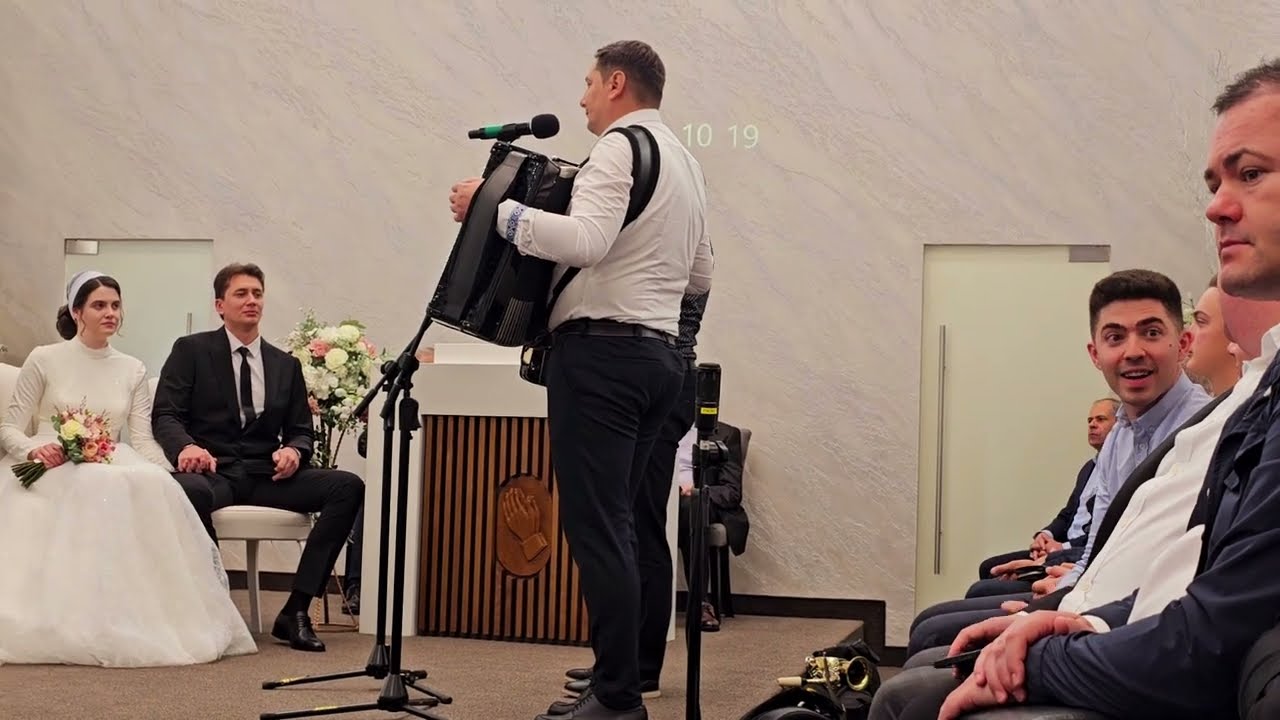 Vadim si Yoanid - Te-am iubit cum nimeni in lumea nu te-a mai iubit.  Nunta Flavius ♥️Gessica