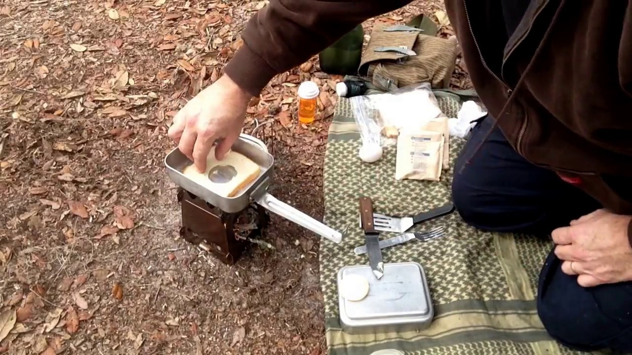 The M52 French Army Mess Kit and Eggs In A Hole.