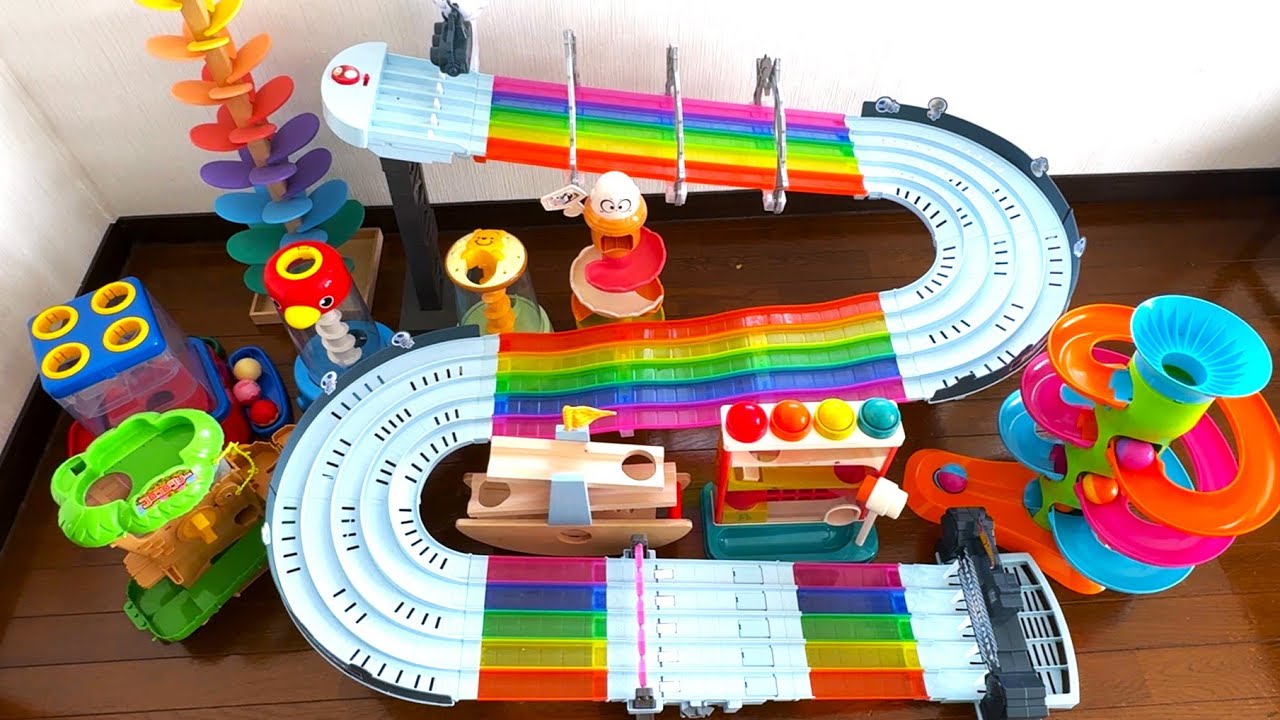 Marble Run  Special ！Many marbles race down colorful courses!5-Color Racing Course