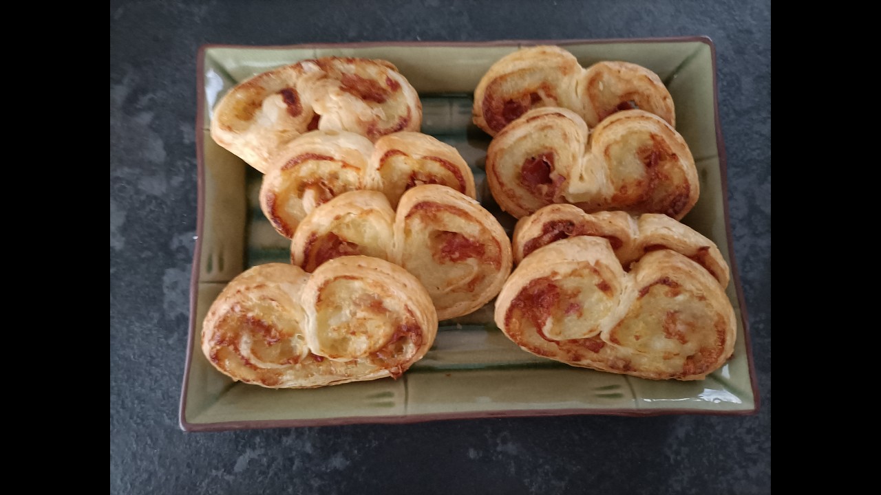 SFOGLIATELLE DI PATATE E PANCETTA