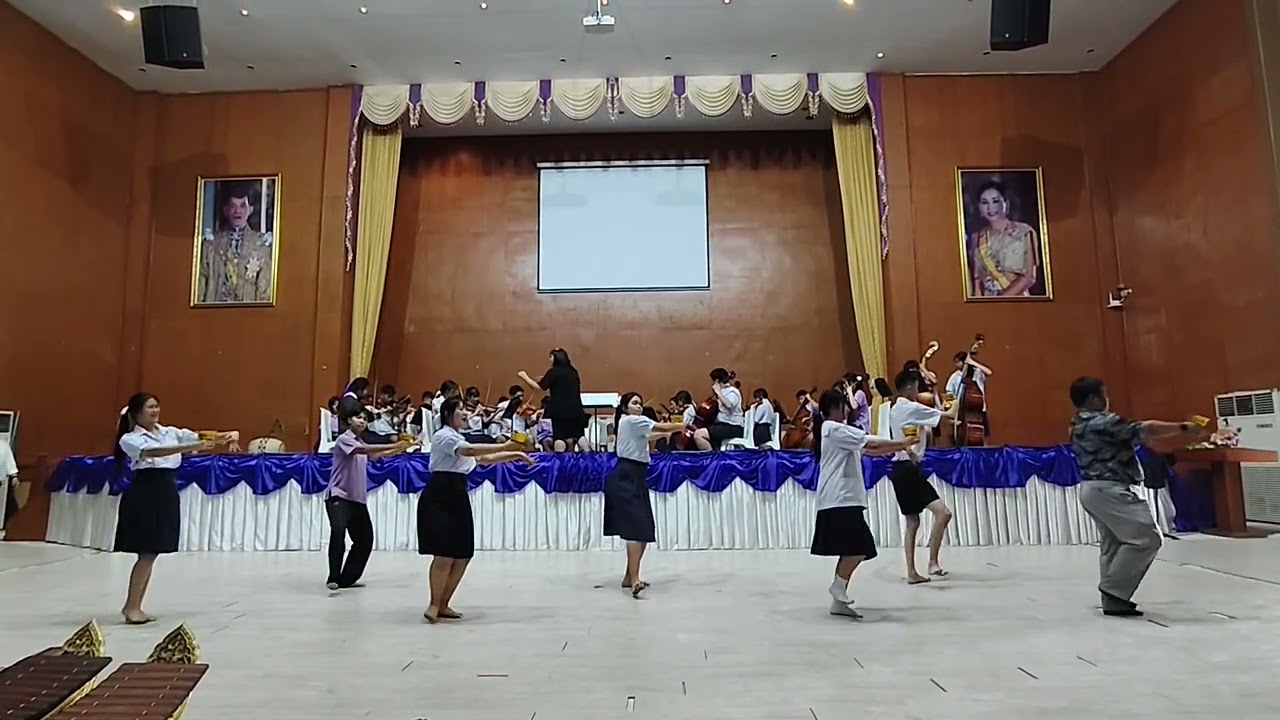 ซ้อมการแสดง กฤษฎาภินิหาร