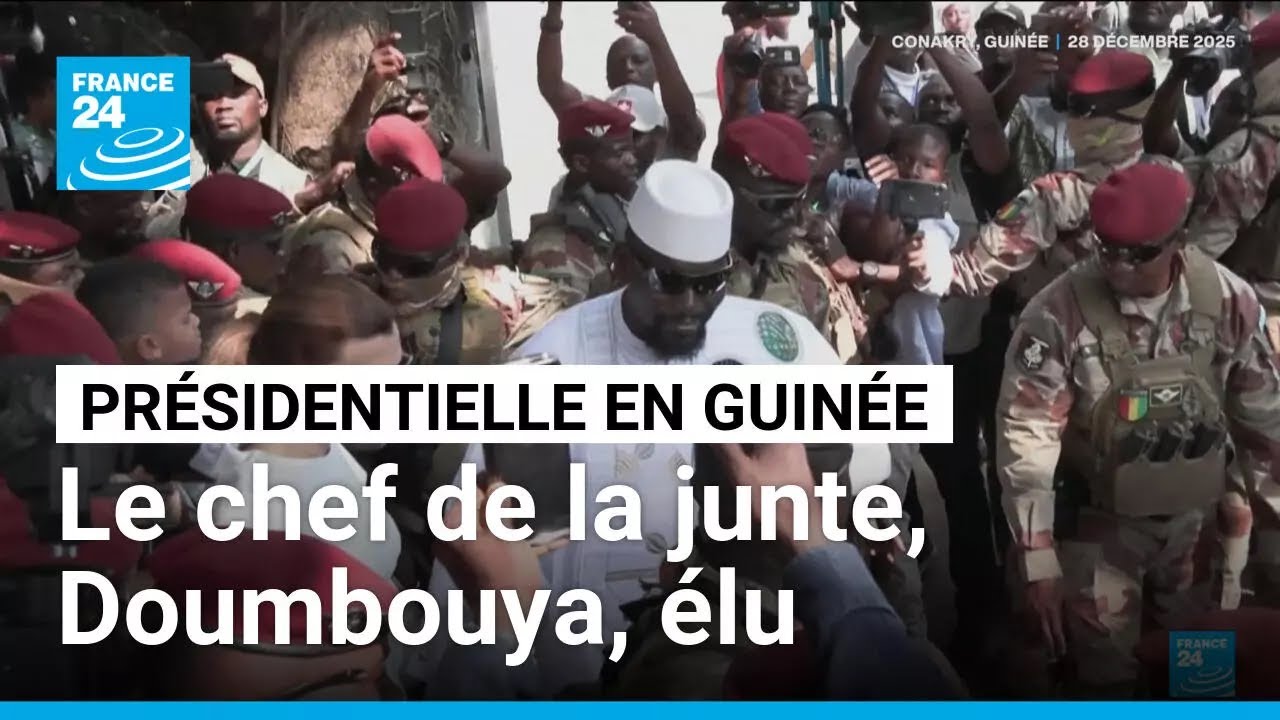 Le général Mamadi Doumbouya reste à la tête de la Guinée • FRANCE 24