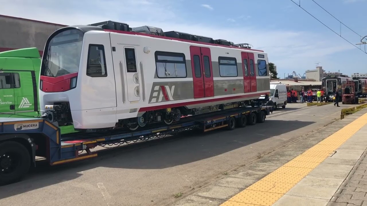 CIRCUMVESUVIANA Nuovi treni EAV "SERIE 300" Stadler