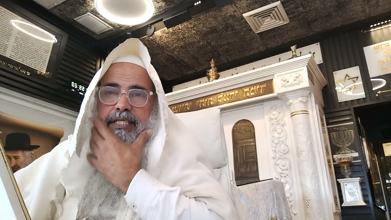 ויקרא הצדיק השמח בלבן לתרומות 0552647707 לכל הישועות