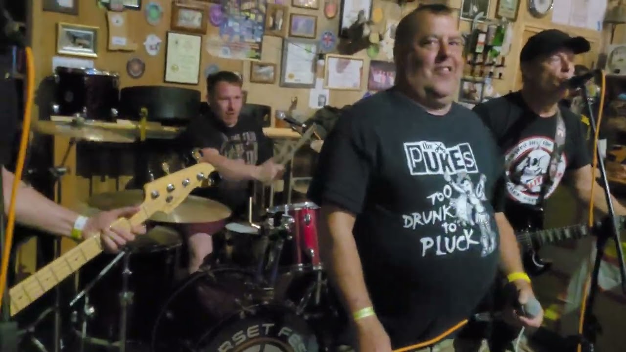 Peter & The Test Tube Babies - 'Run Like Hell'