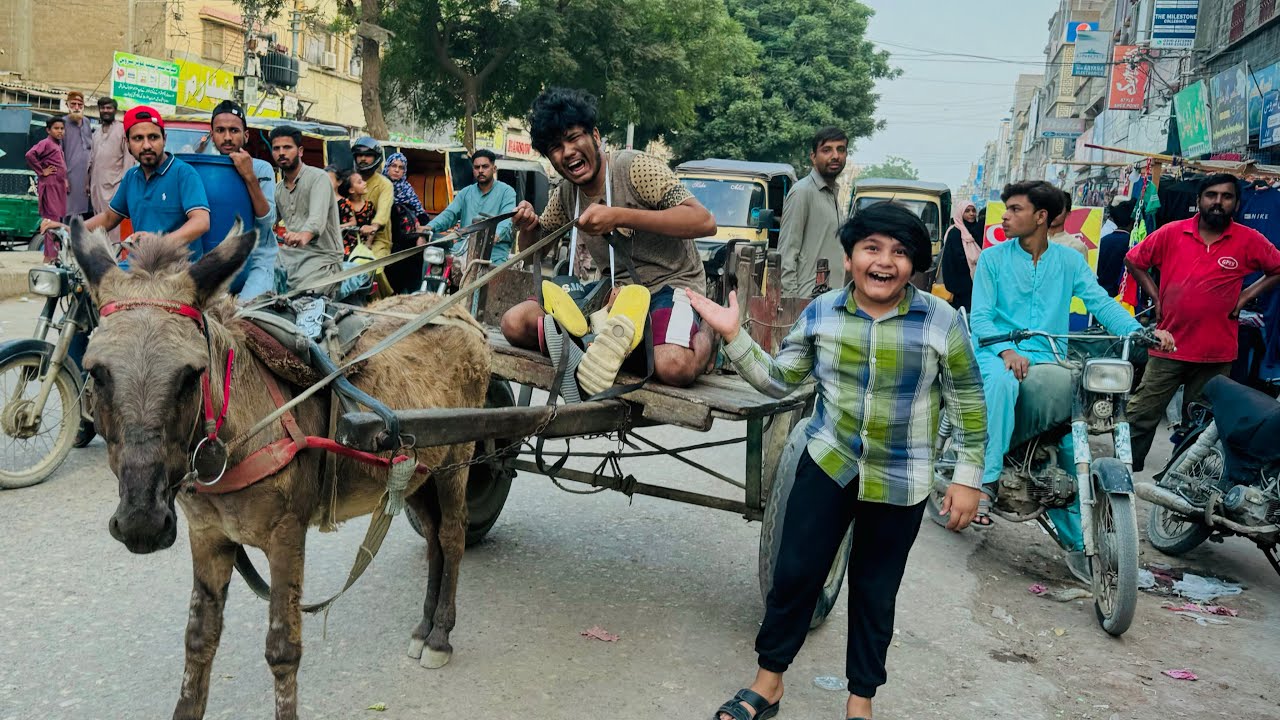 Abdullah ko juto ka har pehna k Gadha gari pr Karachi ka tour krwa deya 😳|| Abdullah fail ho gaya 🥺