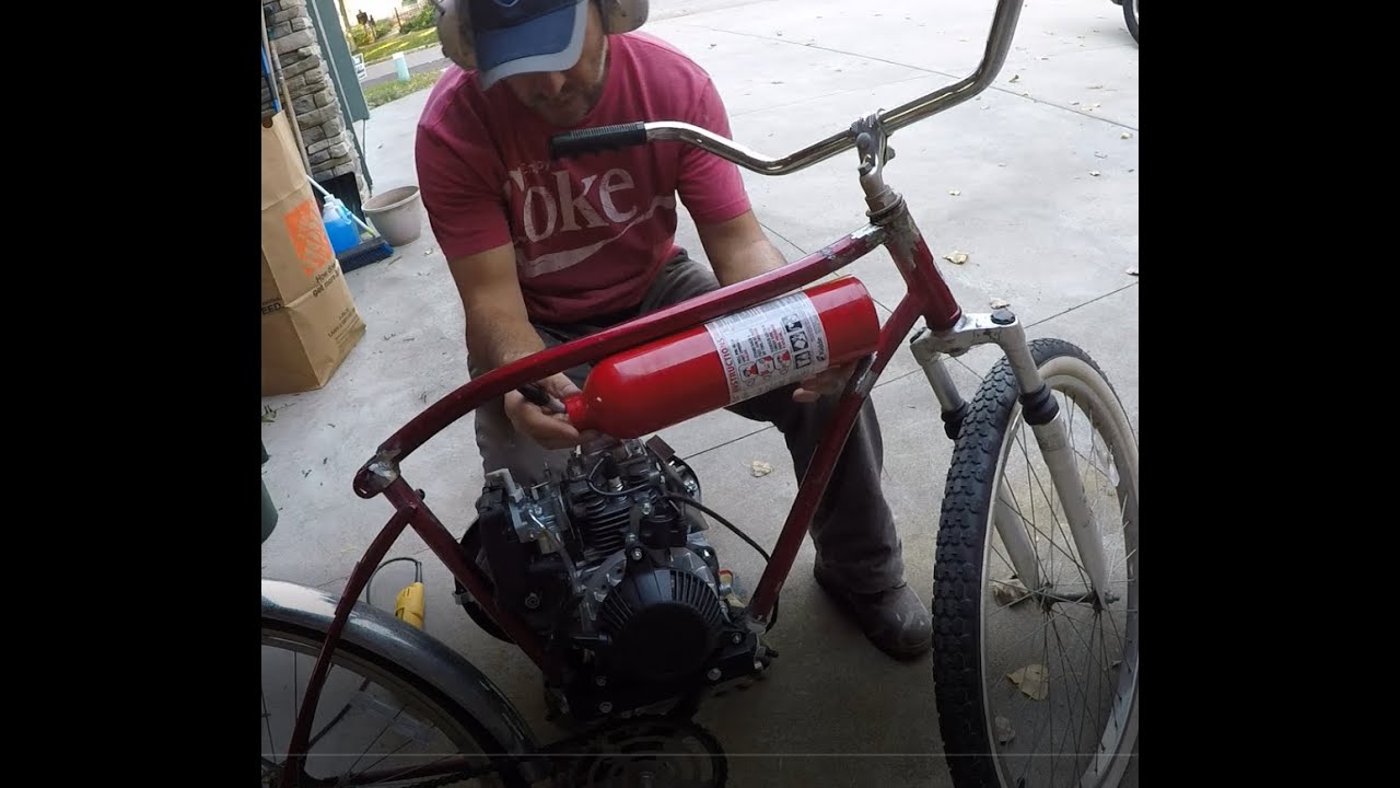 Historical Bike Build (video #5) 49cc 4-stroke fire extinguisher gas tank.
