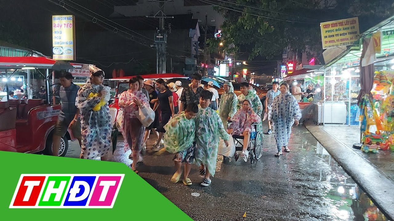 Hơn 43.000 du khách kẹt ở Phú Quốc | THDT