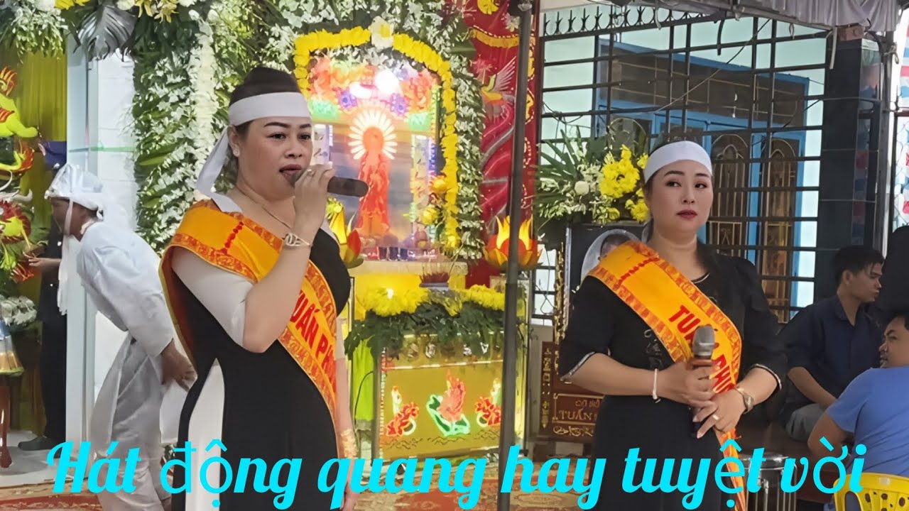 H&aacute;t động quang 2 lớp kh&oacute;c h&ograve;ang thi&ecirc;n hay v&ocirc; c&ugrave;ng