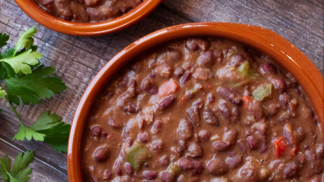 How to Make Cantabrian Bean Stew - Alubias de Cantabria
