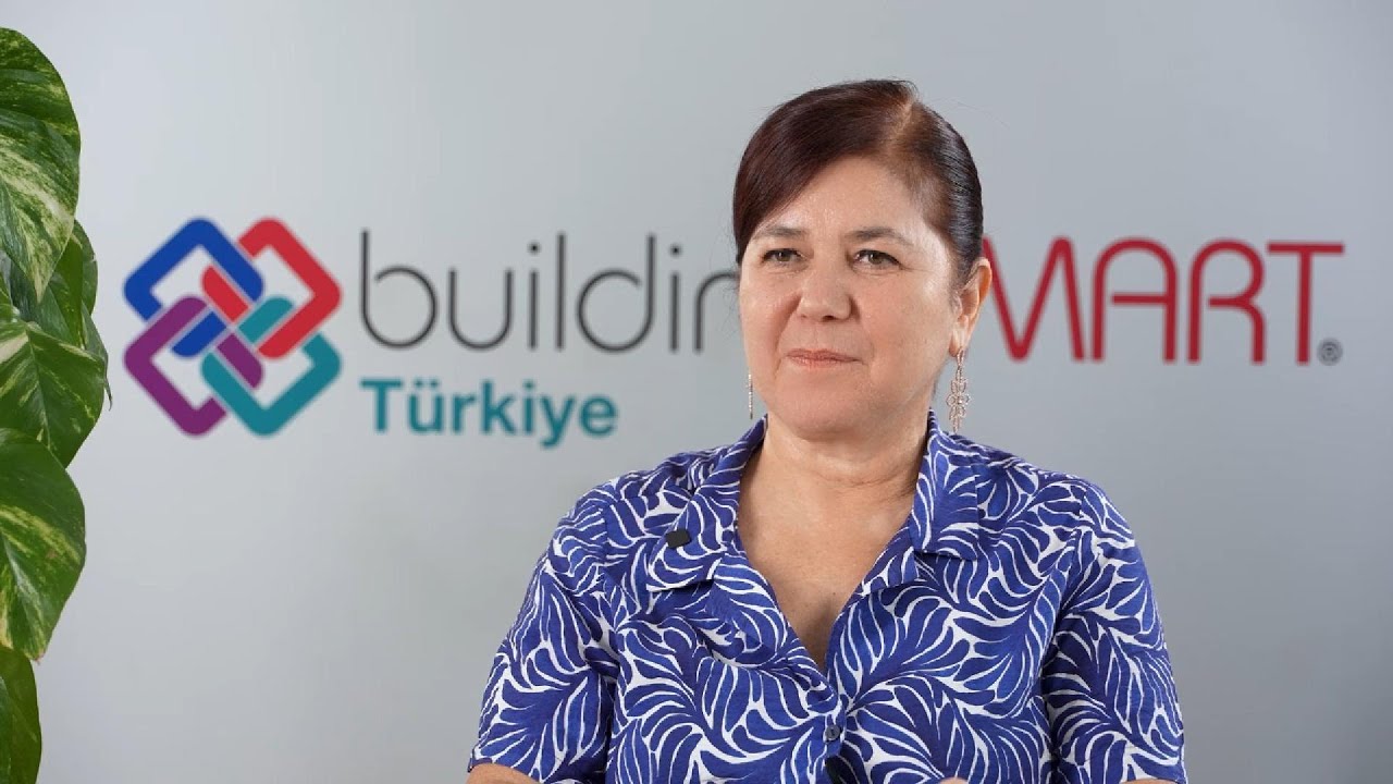 bSTR TV | M&uuml;ge S&uuml;merol ile inşaat sekt&ouml;r&uuml;nde yapay zekayı konuştuk