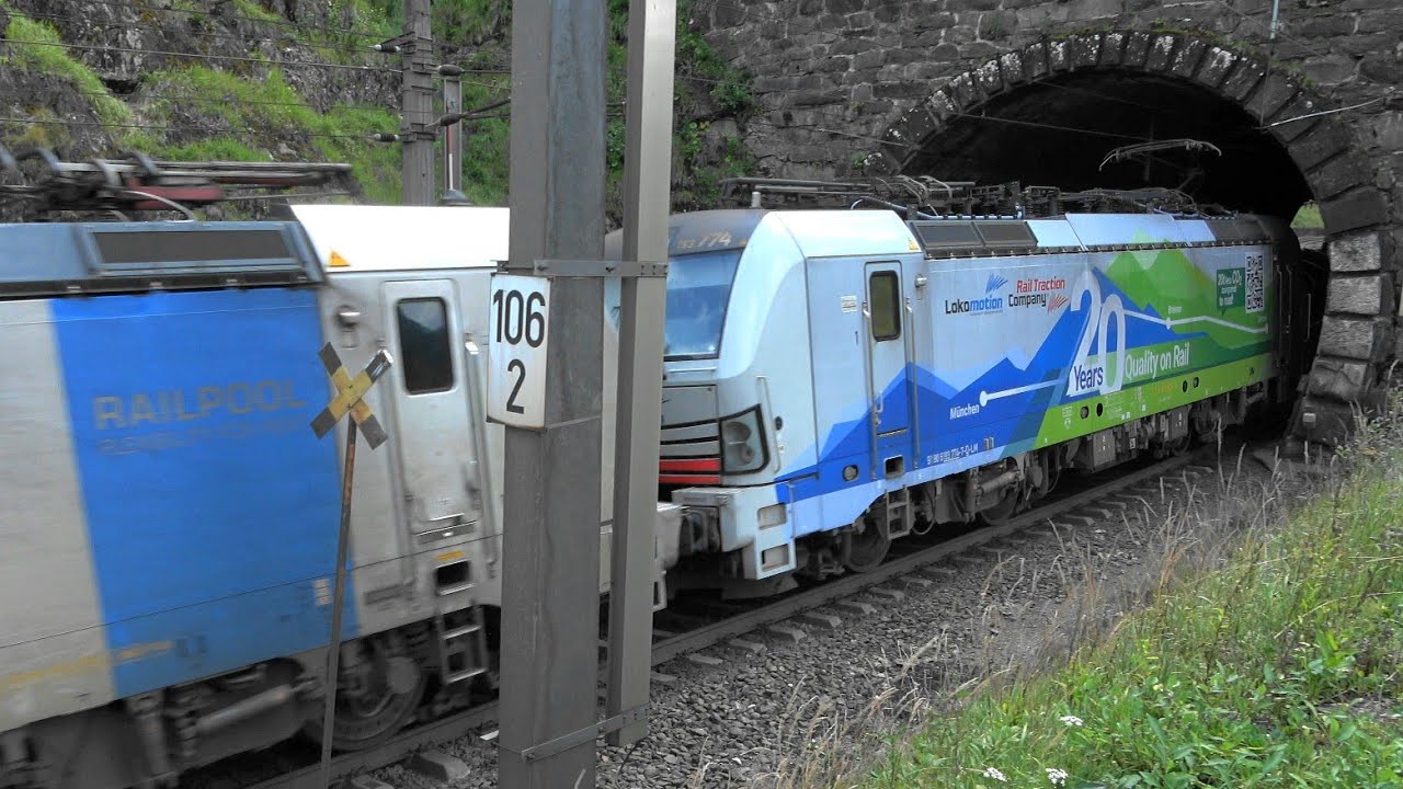 Frohe🎅🏻🎄Weihnachten in Gries am Brenner, Lokzug, ROLA-Z&uuml;ge, KLV-Z&uuml;ge, Schrottzug, Railjet2, Talent1