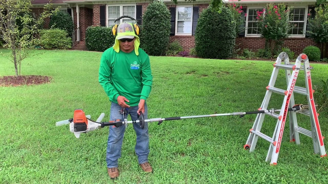 Un pobre yardero trabajando en la USA