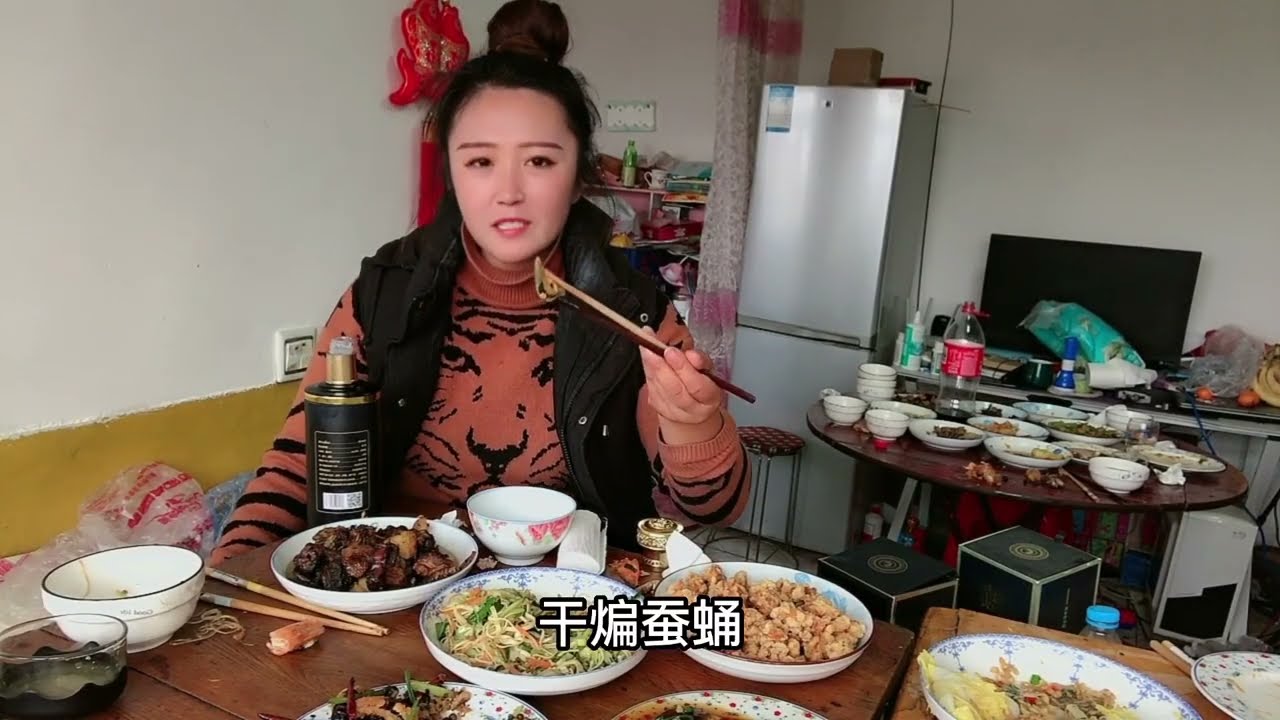 元宵节全家十几口人聚一起，小琼拿出好酒与几位长辈喝，都说好喝