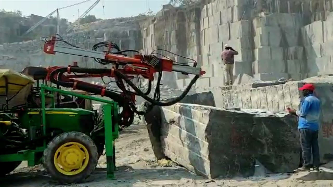 Doofor DF500X in a drilling machine made by SVK (India).