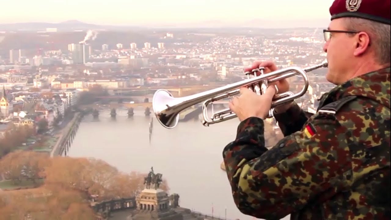 Zapfenstreich     Robert Bruce