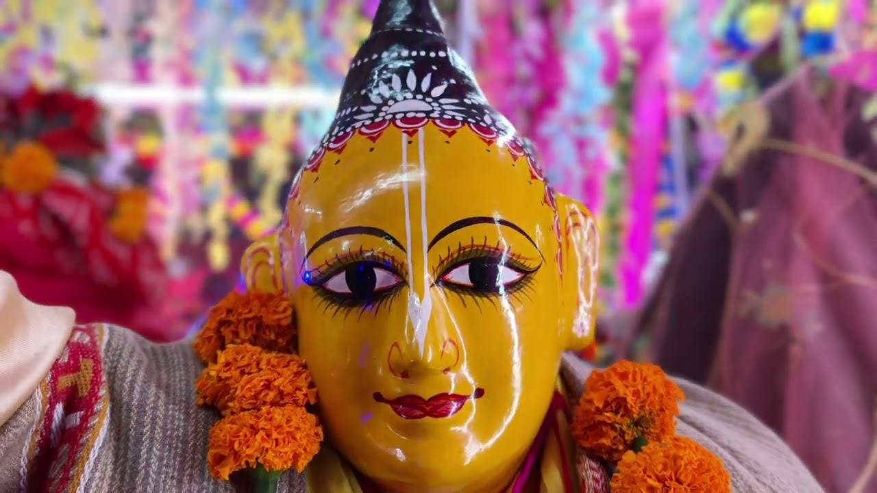 Hare Krishna hare Krishna Krishna Krishna hare hare 