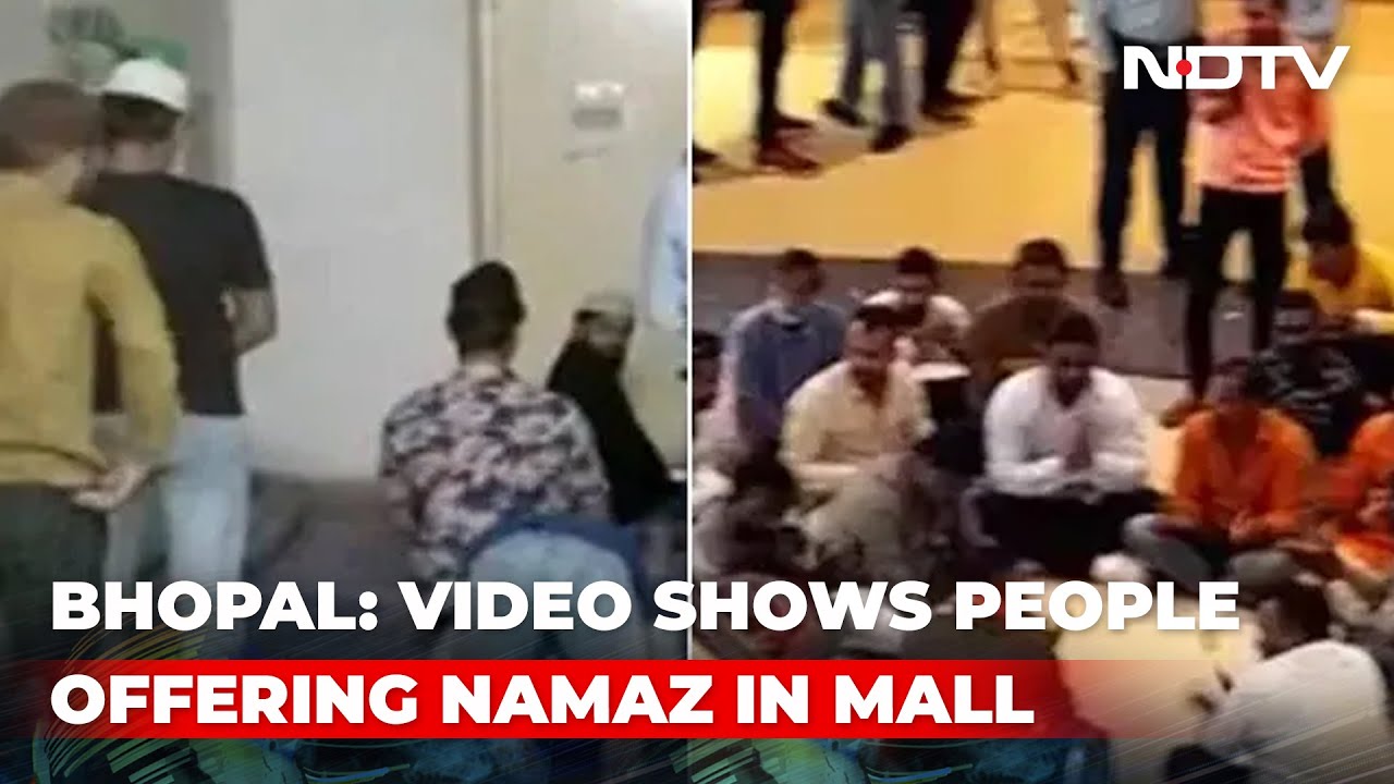 Video: Bajrang Dal Men Protest Against Namaz By Staff At Bhopal Mall