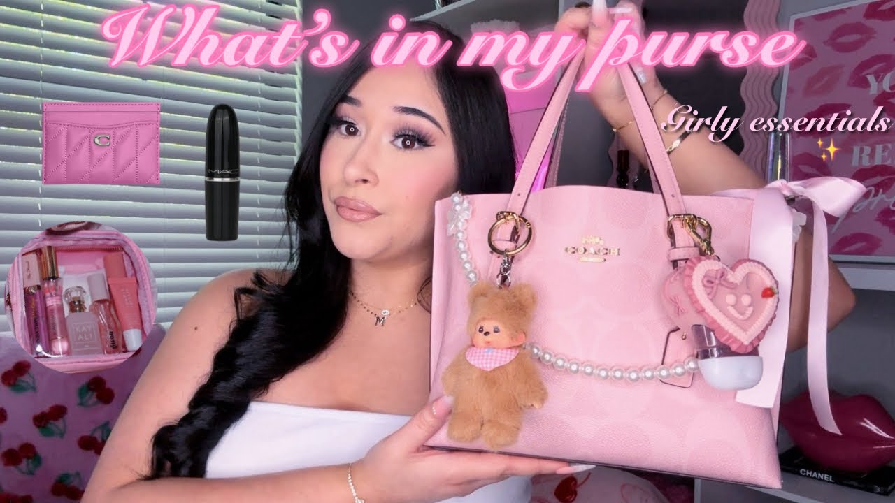 WHAT&rsquo;S IN MY PURSE | girly edition🎀✨ (coach mollie tote bag 25)