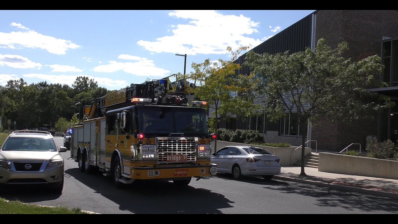 Catasauqua Fire Department- Engine 211, Truck 231 & Traffic 2 Responding September 2025
