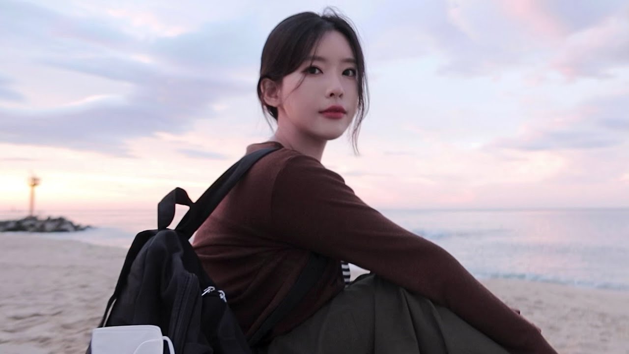 vlog.혼자 떠난 뚜벅이 강릉여행 브이로그 | 첫 혼술 | 인생샷 명소(경포생태저류지,강문해변,아르떼뮤지엄) | 이츠모라멘 | 감자옹심이 | 초당커피정미소 | 오어즈 | 고래책방