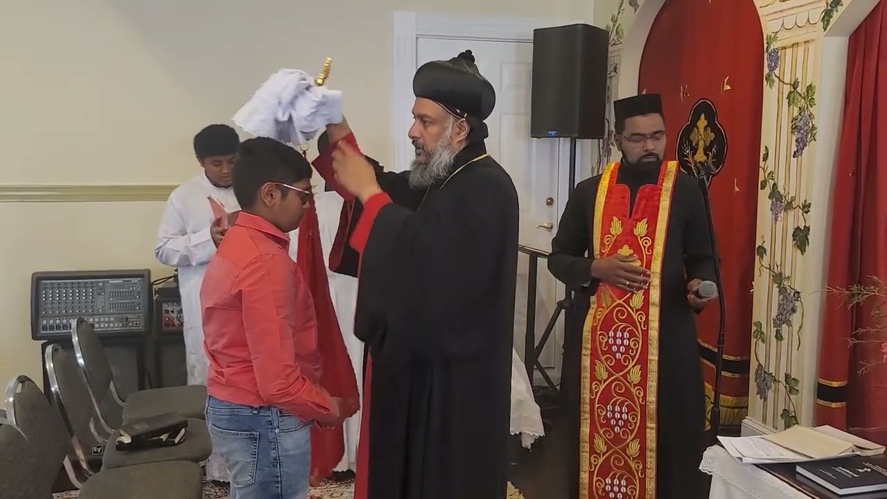 The auspicious ceremony of entering the Holy Altar for 1st time