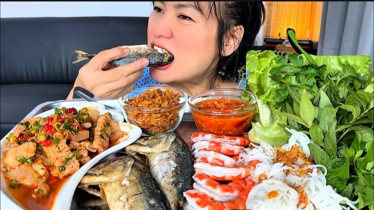 Thaifood ASMR เมี่ยงปลาทูกับกุ้งเด้งๆพล่าหมูสามชั้นก็อร่อยจัดจ้าน Miang mackerel MUKBANG SHOW 