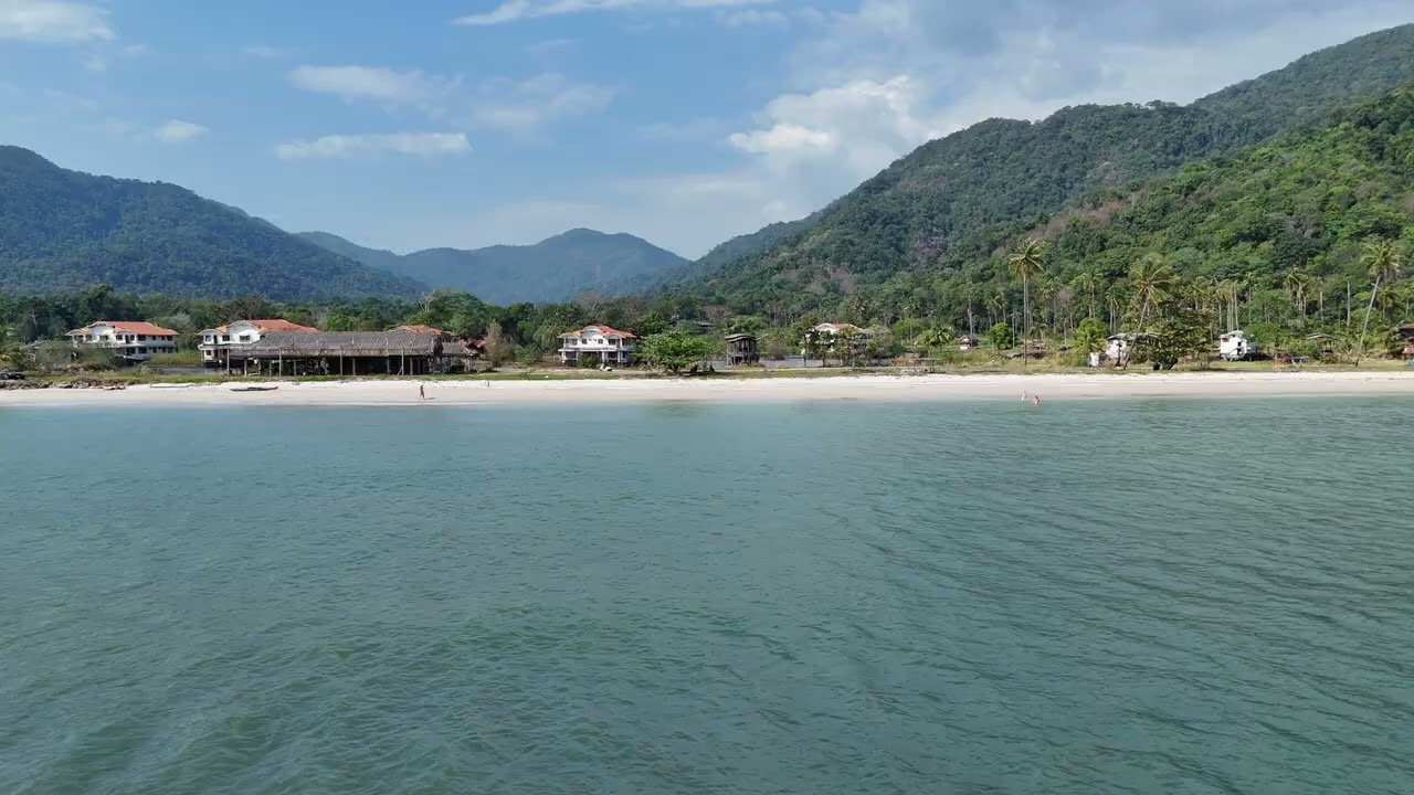 DJI 20260126090004 0051 D Koh Chang Grand Lagoona Resort in the southwest Ghost Ship Area