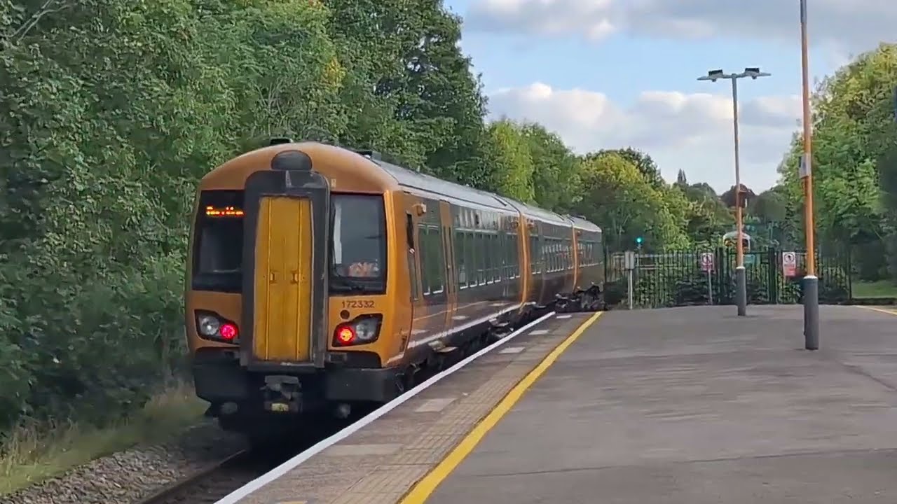 WMR 172 332 Departing Olton 